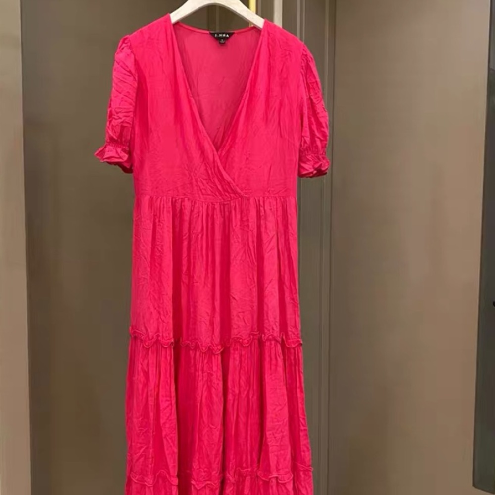 Elegant Pink Women's Dress